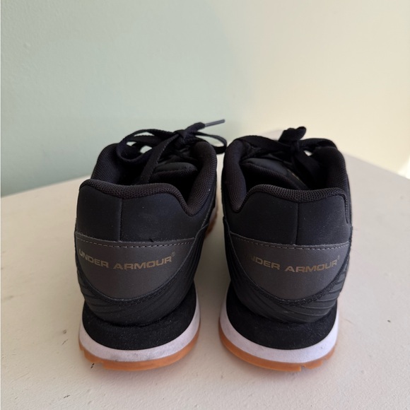 Women’s Black Under Armour Sneakers with Gold Highlights Size 9 - Picture 3 of 3